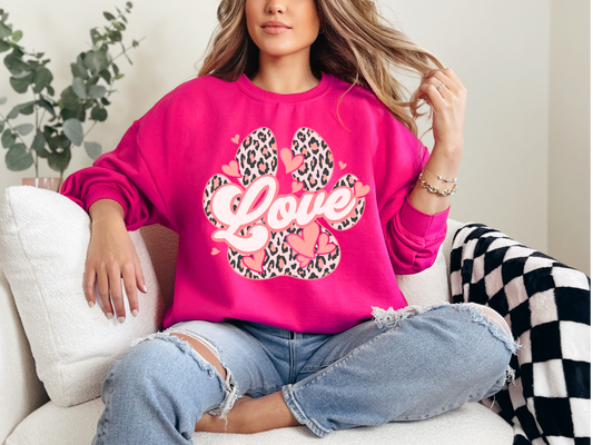Dog Mom Love | 50/50 Cotton Poly | UNISEX | Sweatshirt