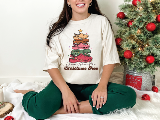 Crockin' Around the Christmas Tree  | 100% Cotton | UNISEX | T-shirt | Comfort Color