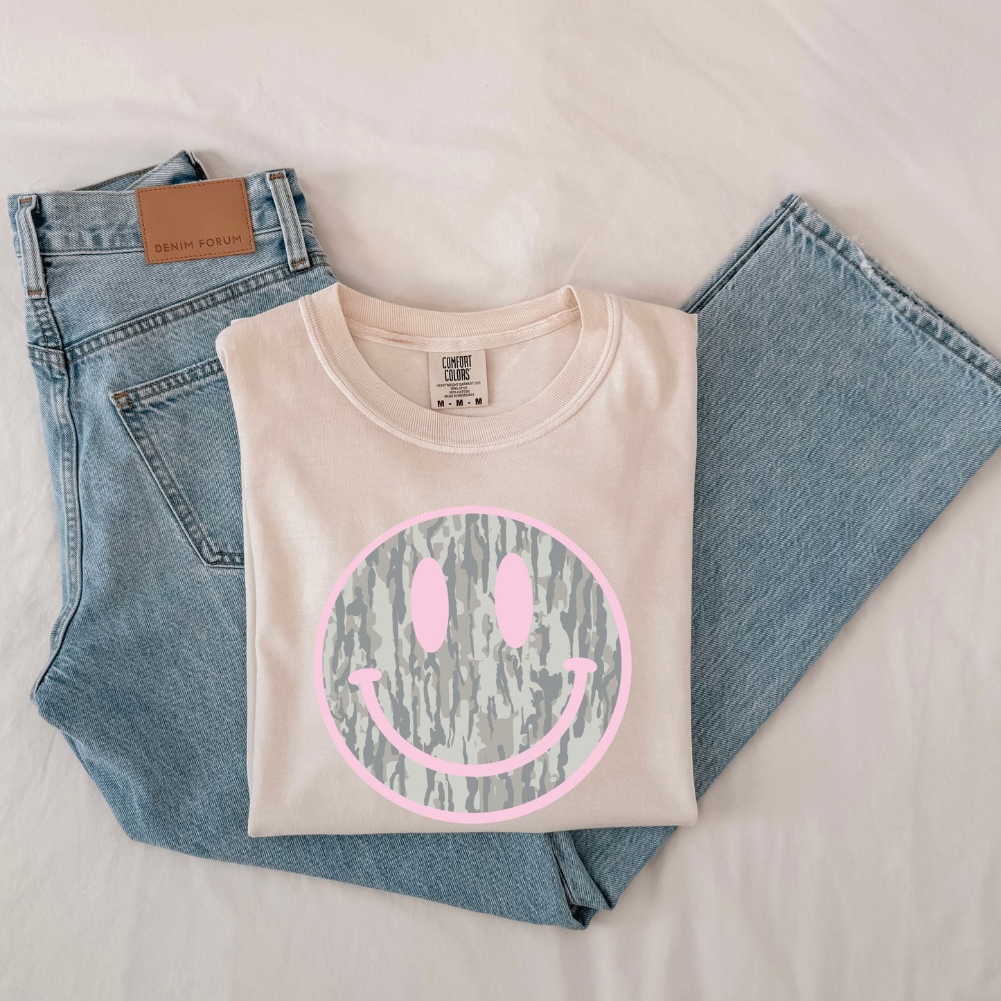 Camouflage Smiley | Comfort Color | Graphic Tee