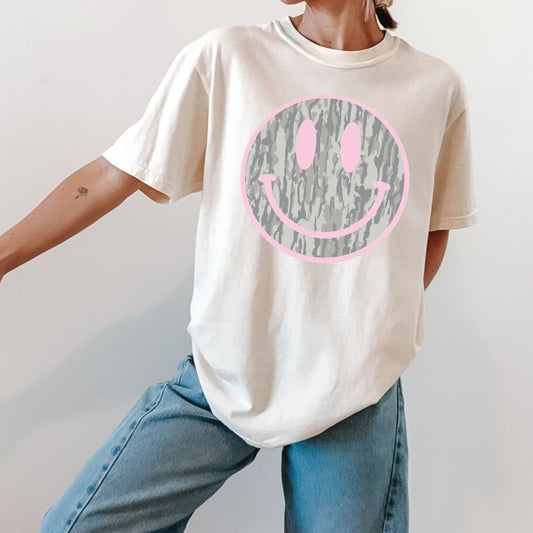 Camouflage Smiley | Comfort Color | Graphic Tee