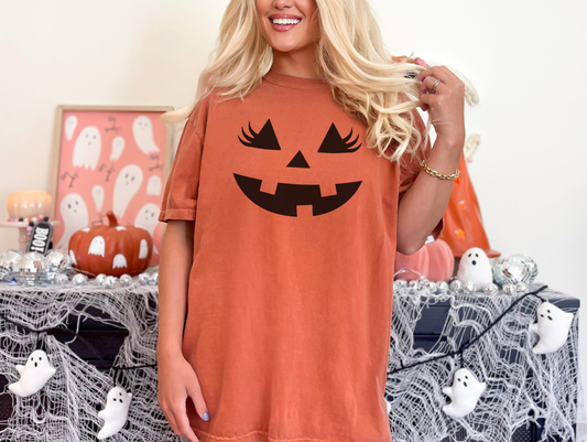 Cute Pumpkin Face  | 100% Cotton | UNISEX | T-shirt | Comfort Color